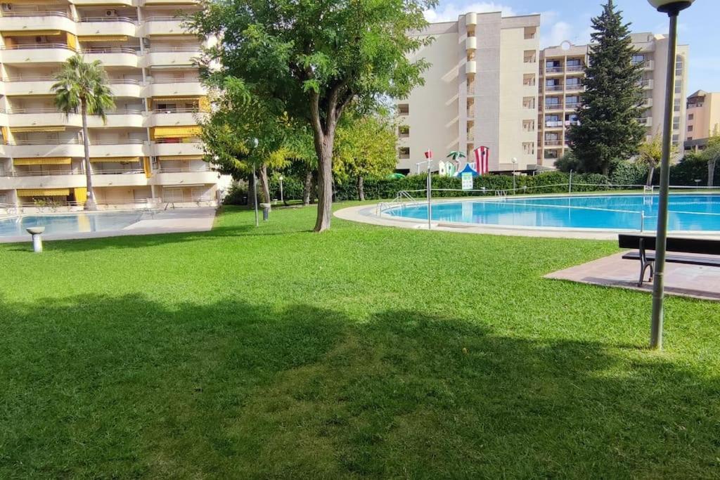 Apartamento En Salou Con 3 Piscinas Junto A Port Aventura Dış mekan fotoğraf