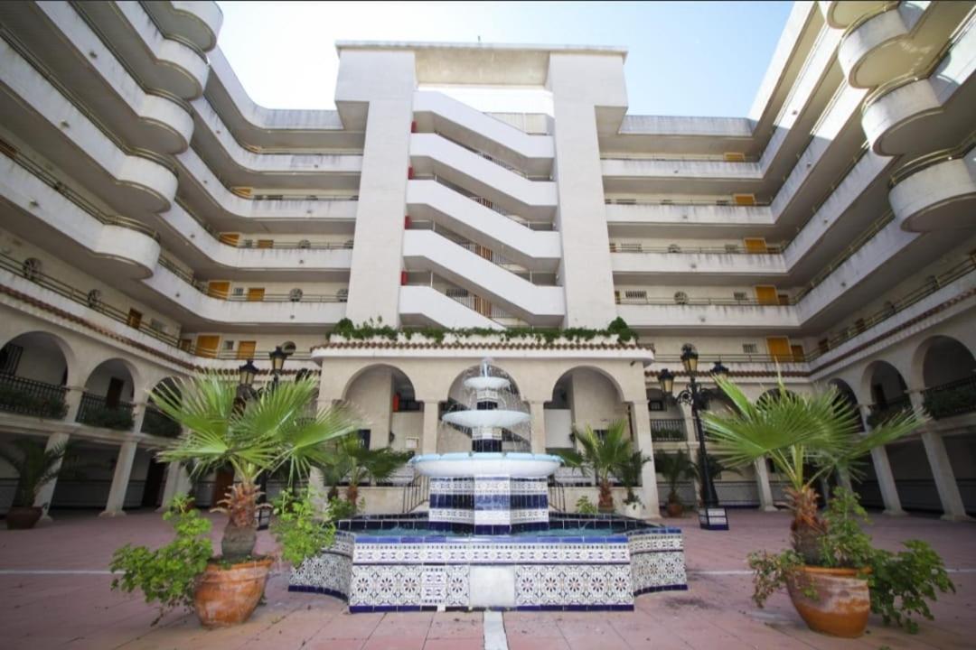 Apartamento En Salou Con 3 Piscinas Junto A Port Aventura Dış mekan fotoğraf